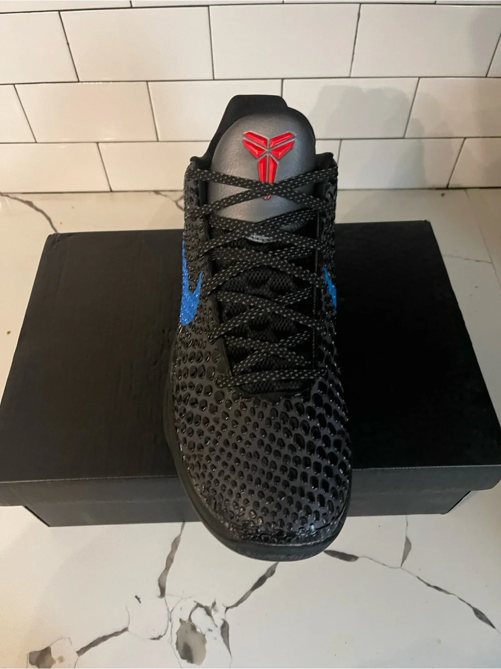 Nike men’s dark